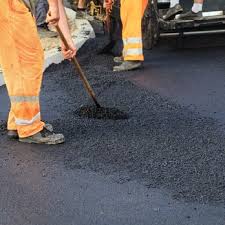 Best Gravel Driveway Installation  in Yreka, CA